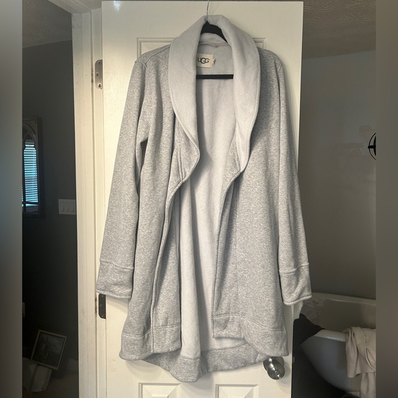 UGG Blanche II Women's Short Robe - Picture 2 of 7